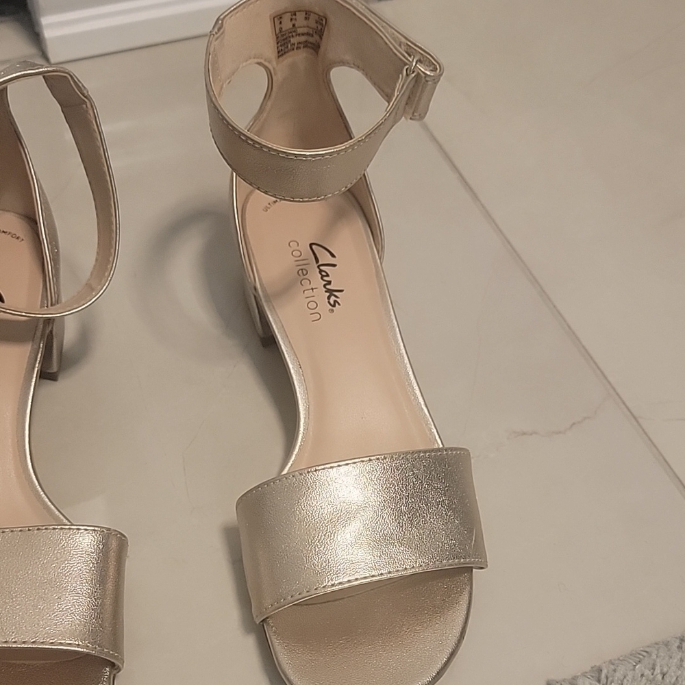 Clarks Women's Gold Sandals